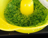 リース風♪卵とほうれん草の蒸し焼き作り方2写真