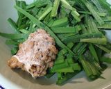 お箸が止まらない！ニラと納豆のお好み焼き作り方1写真