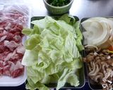 ストウブで豚肉と野菜のバタポン蒸し作り方1写真