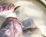 うんまい、鯛のあら鍋菜の花付き作り方4写真