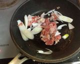豚バラ&醤油で旨い！！和風カルボナーラ作り方3写真