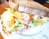 スモークサーモンの野菜たっぷりサンド作り方6写真