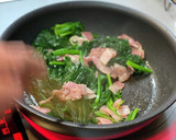 簡単◎ベーコンとほうれん草の炒めもの作り方5写真