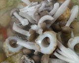 懐かしの優しい味の白味噌汁♪ 具たくさん作り方4写真