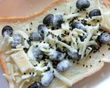 白チョコ×蒸し黒豆のきな粉チーズトースト作り方4写真