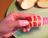 りんごでにぎり寿司！（エビ、飾り切り）作り方6写真