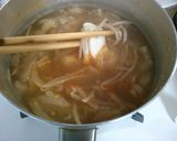 簡単 もやし 玉ねぎの ピリ辛中華スープ作り方5写真