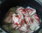 玉ねぎと豆腐が主役の簡単豚汁作り方4写真