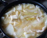 玉ねぎと豆腐が主役の簡単豚汁作り方9写真