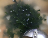 里芋とワカメの味噌汁作り方6写真
