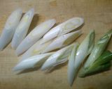 豆腐 里芋 長ネギの 中華 煮込みスープ作り方1写真