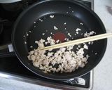 ご飯が進む～♪蓮根とひき肉のきんぴら作り方2写真
