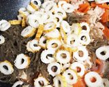 ごまたっぷり☆豚肉とひじきの炒め物♩作り方3写真