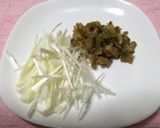 簡単！鶏胸肉とザーサイの和え物。作り方2写真
