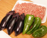 簡単！ナスとピーマンのうまうま肉味噌炒め作り方1写真