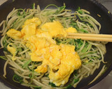 簡単♡もやしと豆苗と卵の炒め♪作り方4写真