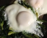 ほうれん草の巣ごもり卵をのせたラーメン作り方2写真