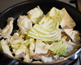 簡単すぎ♪豚肉とキャベツのザザッと炒め作り方4写真