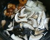 なめことヒラタケと大根の味噌汁作り方2写真