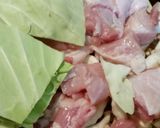 鶏もも肉とキャベツのクタクタ煮作り方1写真