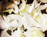 白菜と玉ねぎのかきたまスープ作り方1写真