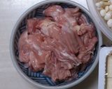 せせりとレタスのあっさり醤油鍋作り方1写真