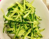 きゅうりと中華くらげのサラダ作り方1写真