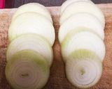 サバ缶ツナ缶でウマイ！焼き玉ねぎ作り方1写真