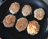簡単！鶏ひき肉ともやしの照焼きハンバーグ作り方5写真