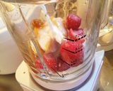 朝食にも♡苺とマンゴーのスムージー♡作り方3写真
