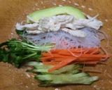 野菜たっぷり♪アボカド入り生春巻き♪作り方3写真