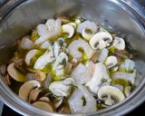 牡蠣と海老のアヒージョ＆オイルパスタ作り方4写真