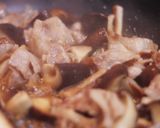 ご飯がすすむ♪椎茸と豚バラの甘辛炒め作り方3写真