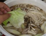 せせりとレタスのあっさり醤油鍋作り方8写真