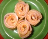 お弁当のおかず★卵とハムのクルクル巻き♪作り方5写真