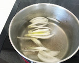 簡単☆玉ねぎとわかめのお味噌汁作り方2写真