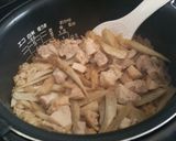 手羽元の黒酢煮の煮汁で炊き込みご飯作り方5写真