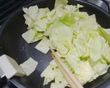 春キャベツとほたるいかの炒め和え作り方5写真