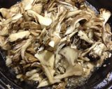 舞茸のバターニンニク醤油炒め作り方3写真
