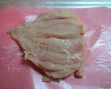 クリームチーズと鶏むね肉でくるくる～♪作り方2写真