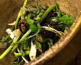 ピーマンとセリの塩昆布和え作り方4写真