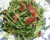 豆苗とウィンナーの塩、胡椒炒め作り方7写真
