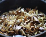 牛肉と舞茸のカレーソース炒め　作り方4写真