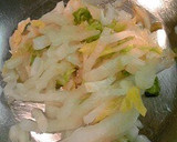 白菜の漬物を使って　大根のナムル風作り方2写真