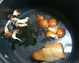 3種の保存キノコと乾燥わかめの味噌汁＾＾作り方5写真