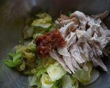 キャベツと鶏肉の梅肉和え作り方4写真