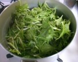 簡単♪ 白菜 水菜の お吸い物 白だし入作り方5写真