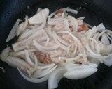 ツナマヨin&on焼きうどん作り方2写真