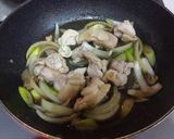 しっかり味で！タレが絡まるフワトロ親子丼作り方5写真