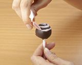 バレンタインに♪チョコケーキポップ作り方6写真